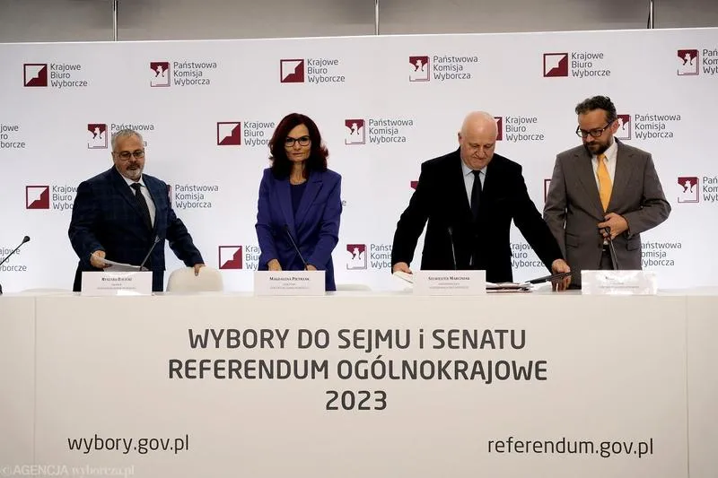 Ile zarabia członek komisji wyborczej? Poznaj szczegóły płac i warunków pracy