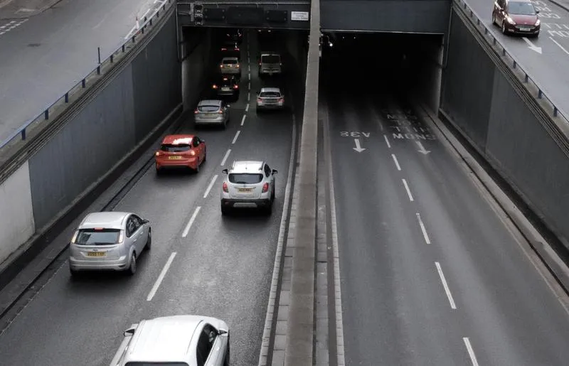 Różnice ubezpieczeń samochodowych UK i Polska